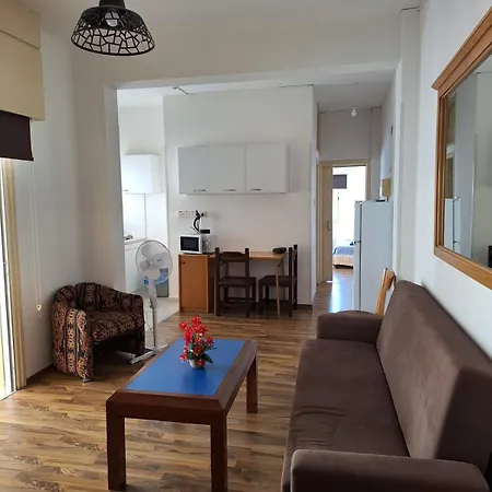 Lägenhet Terpsichore Apts Limassol