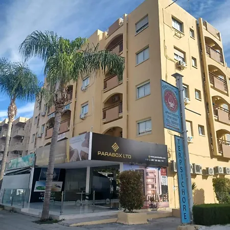 Appartement Terpsichore Apts *