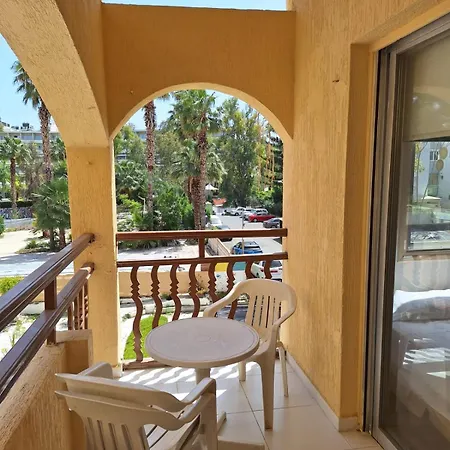 Terpsichore Apts Appartamento Limisso