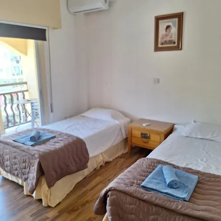 Appartement Terpsichore Apts
