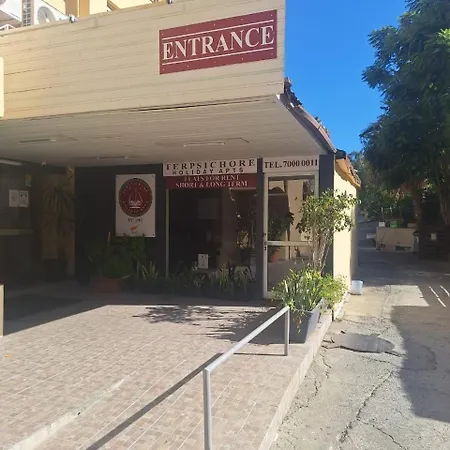 Appartement Terpsichore Apts *