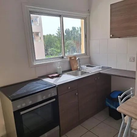 Terpsichore Apts לימסול