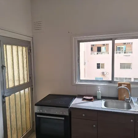 דירה Terpsichore Apts *